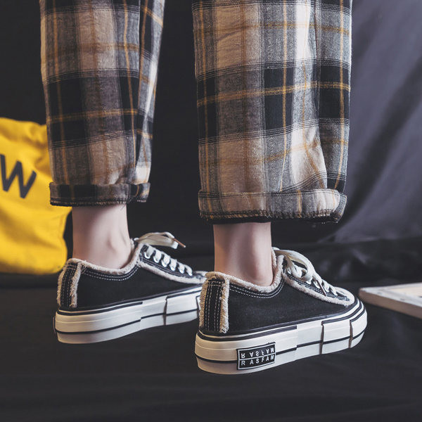 Ležerne ženske platnene tenisice s vezicama