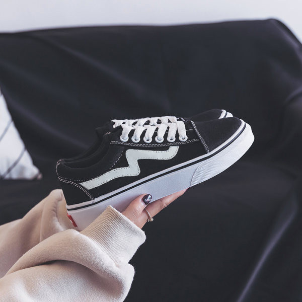 Ležerne ženske tenisice sa ravnim đonom - u više boja