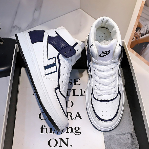 Ženske tenisice s vezicama i ravnim đonom - primjerene za proljeće