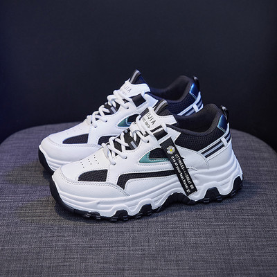 Ženske prozračne tenisice s vezicama