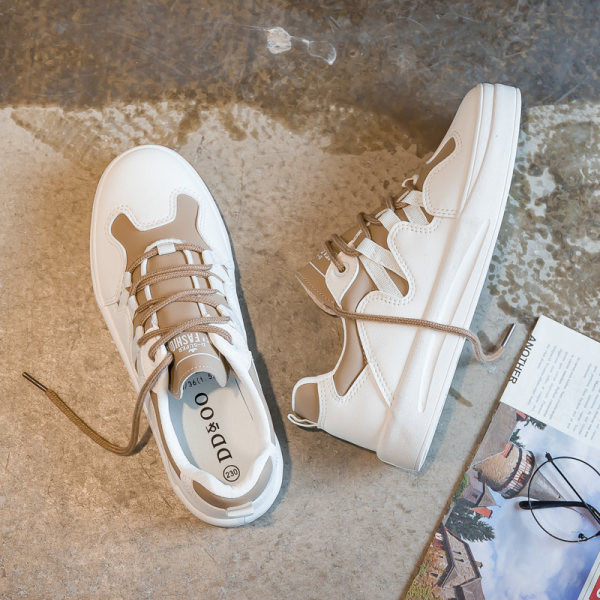 Ženske ležerne tenisice u dvije boje sa vezicama i ravnim đonom