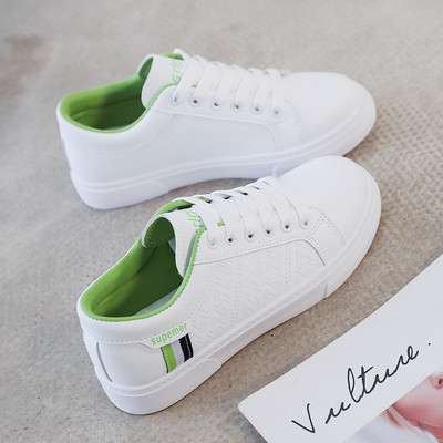 Naiste vabaaja tossud - lameda talla ja paeltega