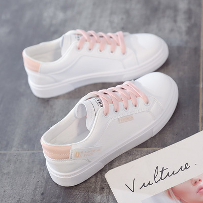 Naiste vabaaja tossud - lameda talla ja paeltega