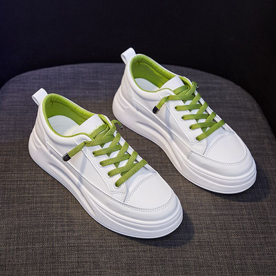 Ležerne ženske tenisice s ravnim potplatom s vezicama