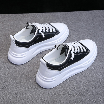 Ležerne ženske tenisice s ravnim potplatom s vezicama