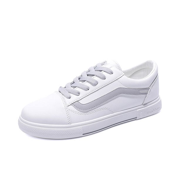 Laisvalaikiai moteriški sportbačiai iš eko odos plokščiu padu