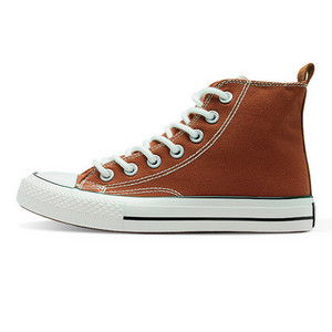 Laisvalaikiai moteriški sportbačiai su raišteliais ir plokščiu padu – kelių spalvų