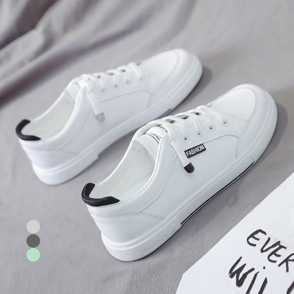 Ženske tenisice s ravnim đonom bijele boje