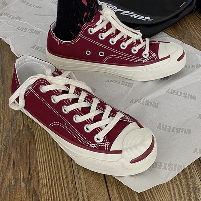 Proljetne ženske tenisice s vezicama i ravnim đonom primjerene za proljeće