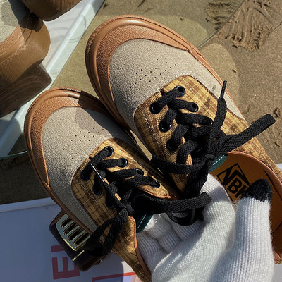 Ženske casual tenisice s vezicama smeđe boje