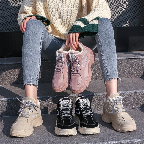 Ženske proljetno-jesenske gležnjače od eko brušene kože