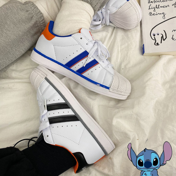 Proljetne ženske tenisice na vezice u dvije boje