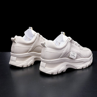 Moteriški sportbačiai grubiu padu iš eko odos