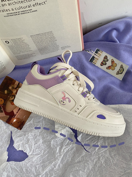 Novi model proljetnih ženskih tenisica sa vezicama u bijeloj boji