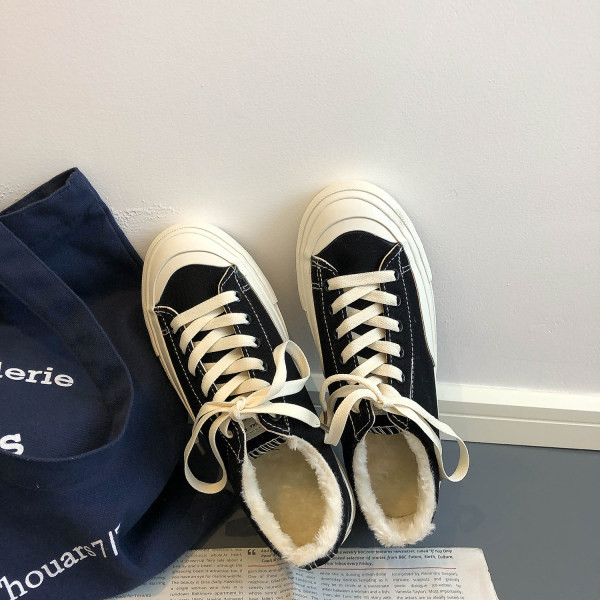 Ženske tekstilne tenisice s postavom