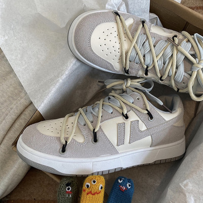 Ženske antilop tenisice sa vezicama i ravnim đonom u tri boje