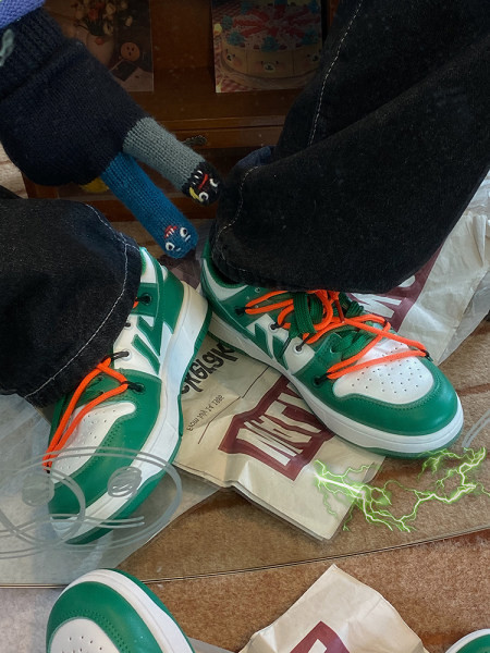 Ženske antilop tenisice sa vezicama i ravnim đonom u tri boje