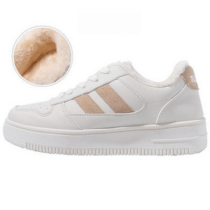 Novi model ženskih kožnih patika sa vezicama