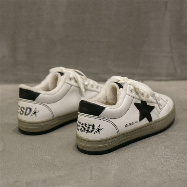 Ženske tenisice od eko kože sa natpisima i vezicama