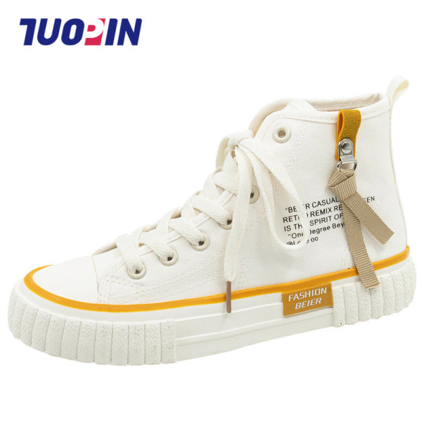 Sieviešu kedas no tekstila ar plakanu zoli