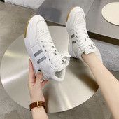 Ležerne gležnjače od eko kože