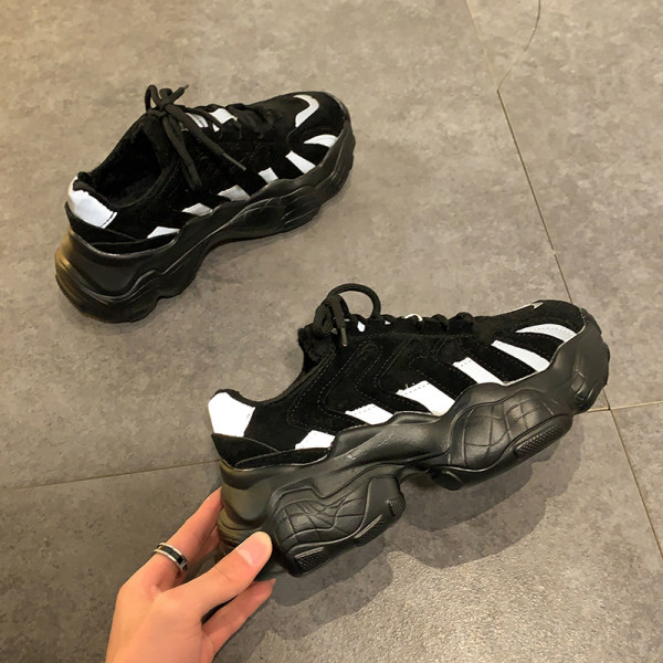 Eko antilop tenisice s vezicama i grubim potplatom