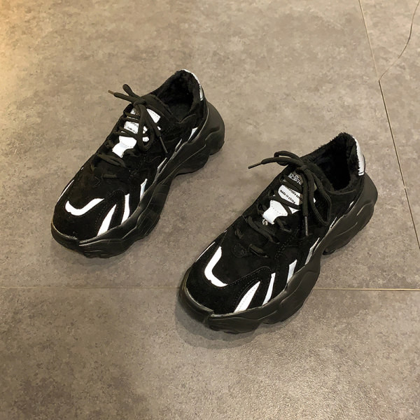 Eko antilop tenisice s vezicama i grubim potplatom