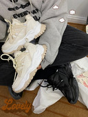 Ženske tenisice u bež i crnoj boji sa vezicama