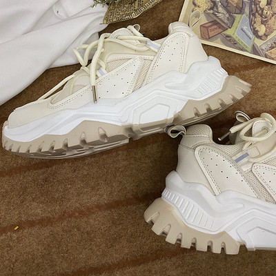 Ženske tenisice u bež i crnoj boji sa vezicama