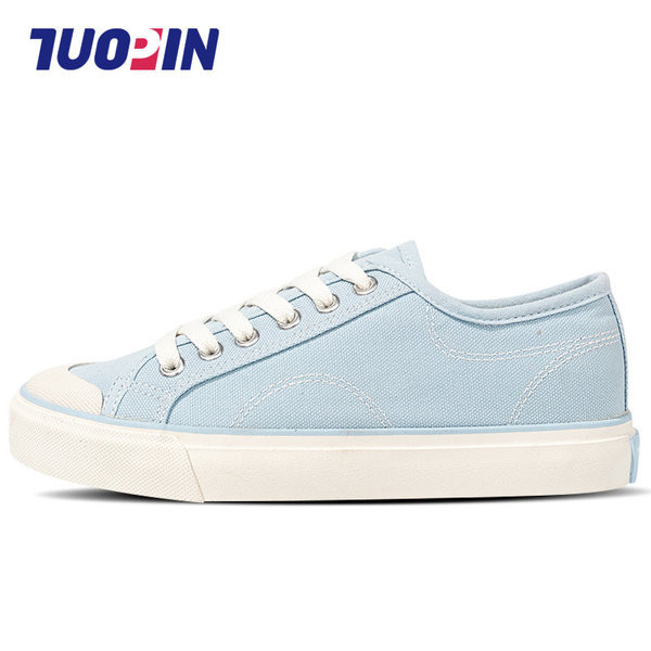 Naujo modelio moteriški sportbačiai iš tekstilės plokščiu padu