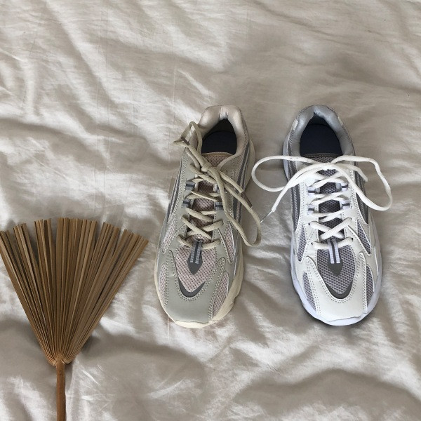 Ležerne ženske tenisice s grubim potplatom - sive i bež boje