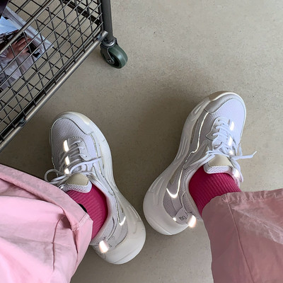 Ženske tenisice s mrežicom i vezicama