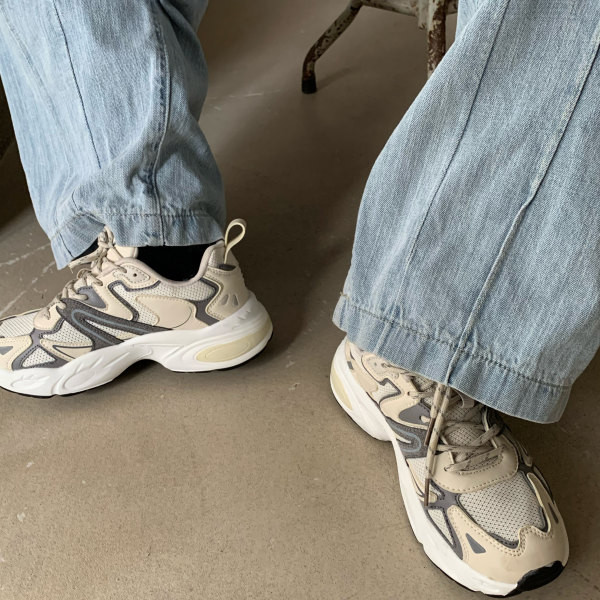 Ženske sportske tenisice s mrežicom