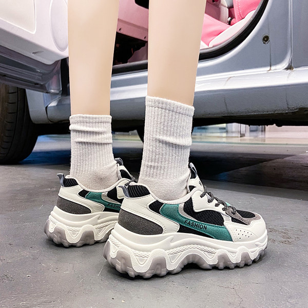 Prozračne ženske tenisice s platformom od 6 cm