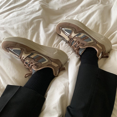 Sportske i ležerne ženske tenisice sa vezicama - bijele boje