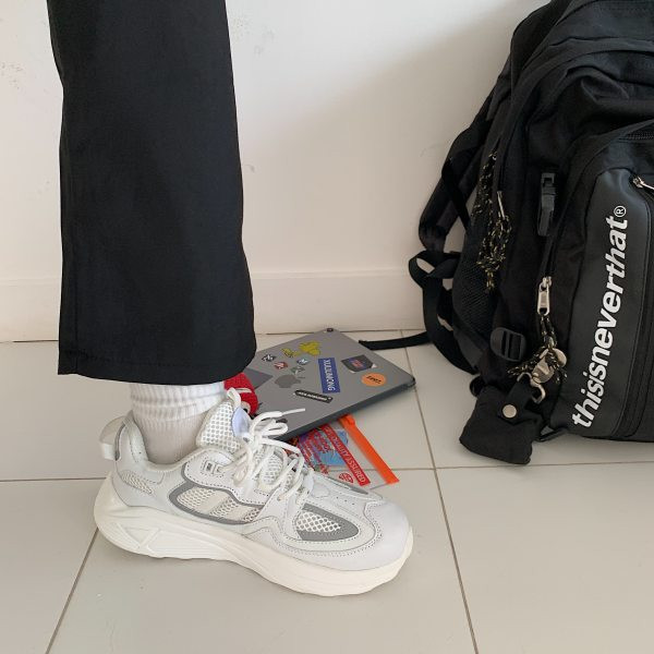 Sportske i ležerne ženske tenisice sa vezicama - bijele boje