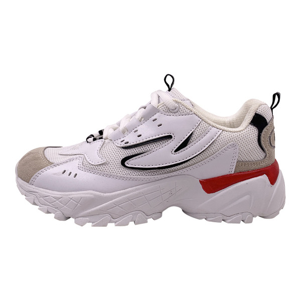 Novi model sportskih ženskih tenisica - u bijeloj i crnoj boji