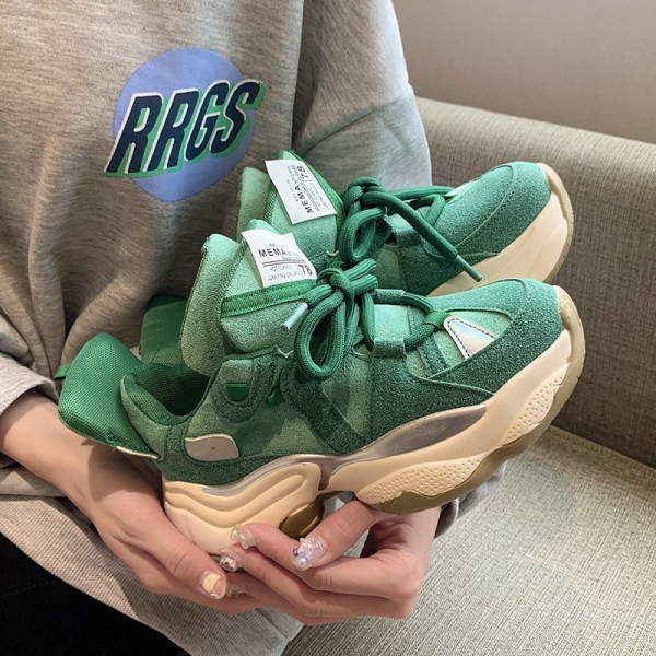 Ženske tenisice od eko brušene kože s platformom od 4 cm