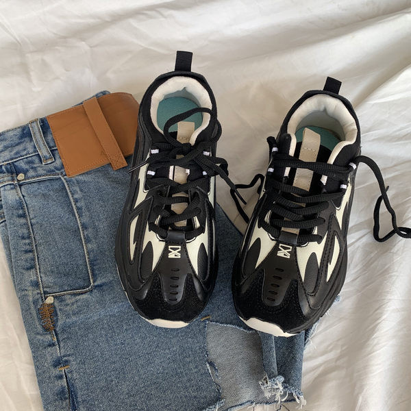 Ženske tenisice u crnoj boji