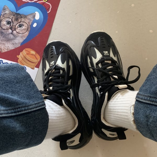 Ženske tenisice u crnoj boji