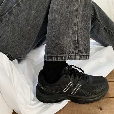 Novi model vezica za ženske tenisice - pogodne za trčanje