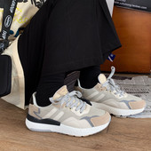 Ženske sportske tenisice s ravnim potplatom i vezicama