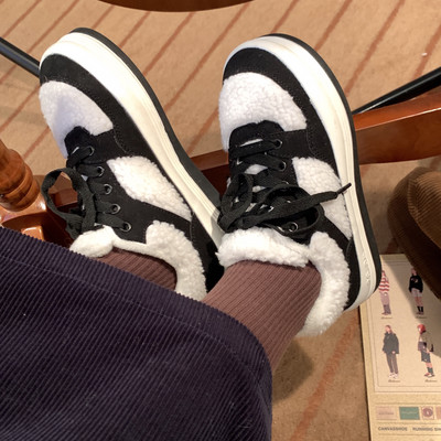 Зимни дамски кецове с топла подплата