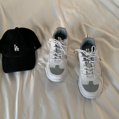 Sportske i casual ženske tenisice s vezicama