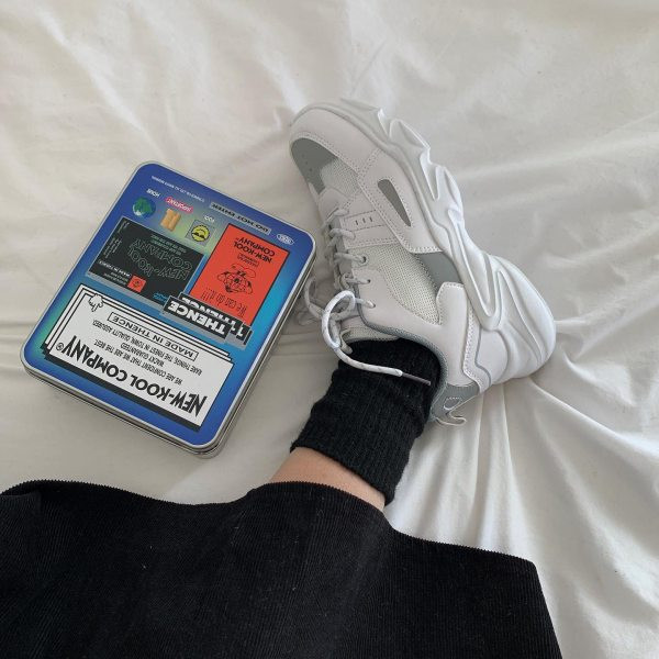 Sportske i casual ženske tenisice s vezicama