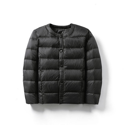 Proljetna dječja jakna s gumbima i okruglim izrezom