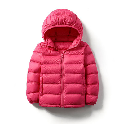 Proljetna dječja jakna s gumbima i okruglim izrezom