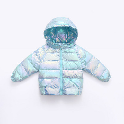 Dnevna dječja jakna s patentnim zatvaračem i kapuljačom pogodna za zimu