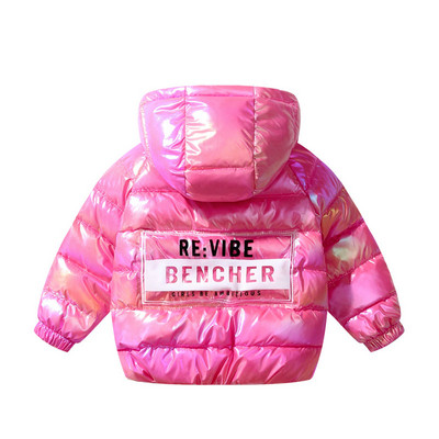 Bērnu jaka ar kapuci un spīdīgu efektu