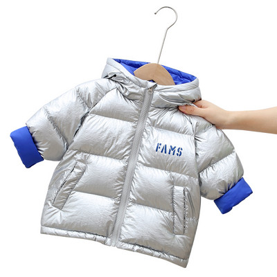 Dnevna dječja jakna za djevojčice s aplikacijom